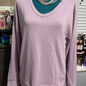 Balance Collection Mauve V-Neck Sweatshirt szM